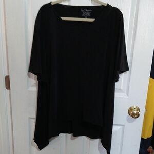 Chico's Classic Black Short Sleeve Top